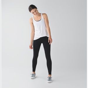 Lululemon wunder under pant size 4